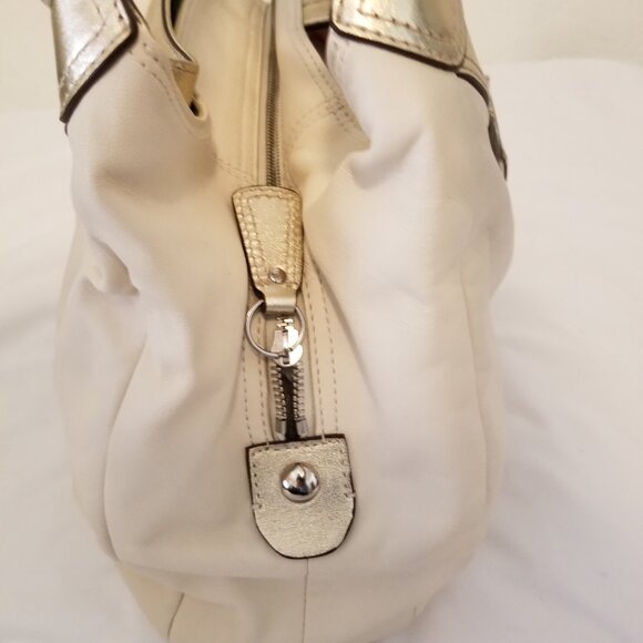 Authentic coach soho hobo - Gem Authentic Coach White Gold Leather Soho Hobo Lg Purse w/Free Gold Wristlet 2011